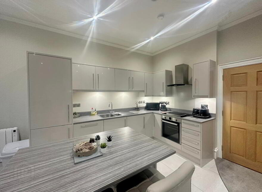 Apartment (C), 16 Main Street, Ballymoney, BT53 6AL