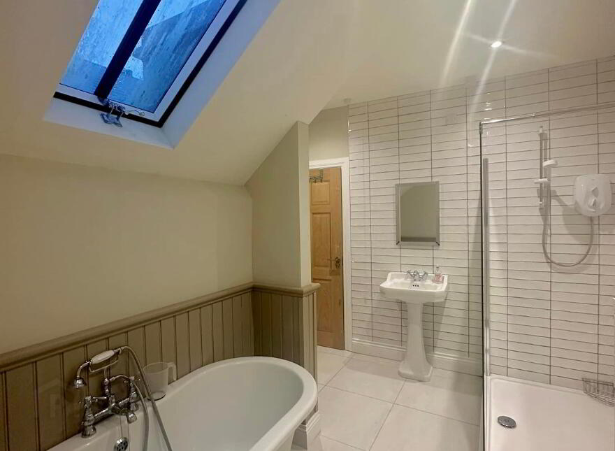 Apartment (C), 16 Main Street, Ballymoney, BT53 6AL