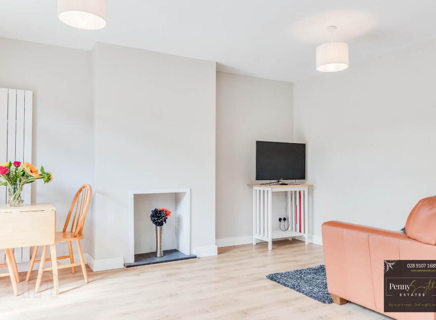 25 Beverley Gardens, Bangor, BT20 4NQ