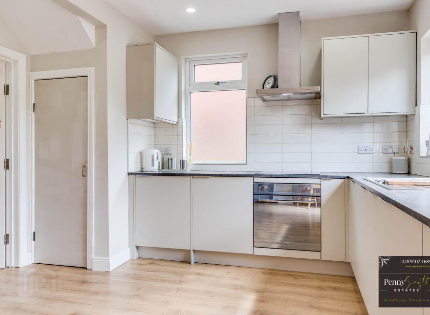 25 Beverley Gardens, Bangor, BT20 4NQ