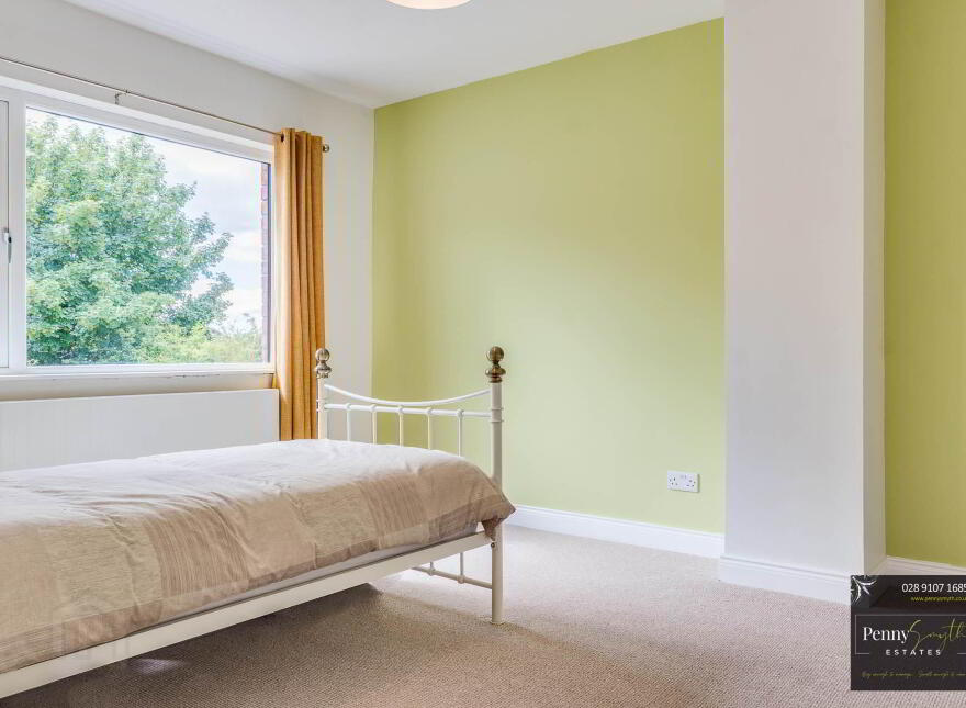 25 Beverley Gardens, Bangor, BT20 4NQ
