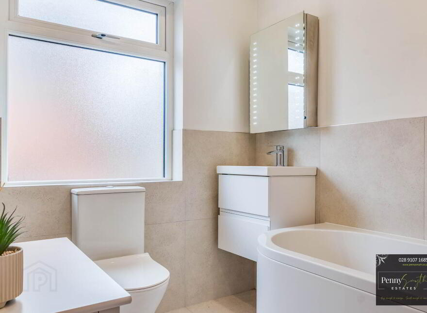 25 Beverley Gardens, Bangor, BT20 4NQ