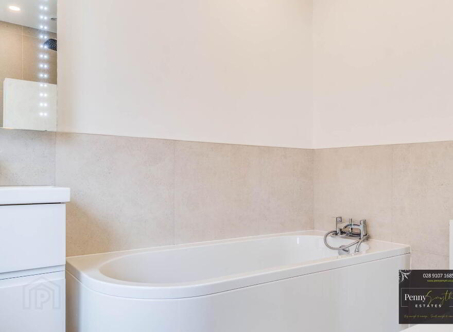 25 Beverley Gardens, Bangor, BT20 4NQ