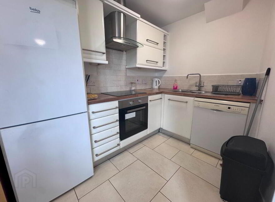 21 Winter Gardens, Belfast, BT2 8EP