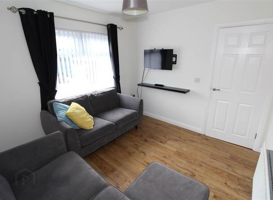 120 Grand Parade, Belfast, BT5 5PD