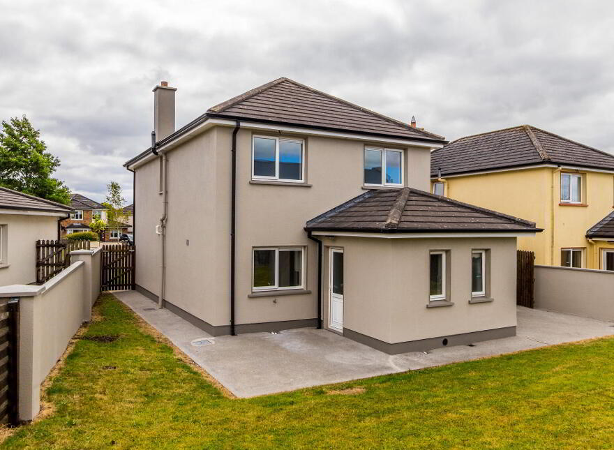 56 Castle Manor, Racecourse Road, F42W244