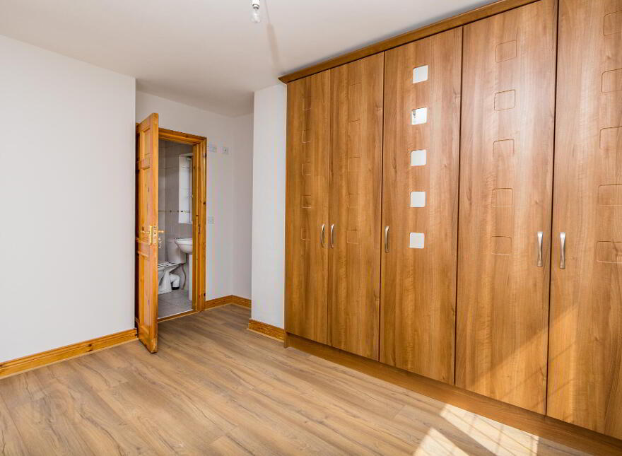 56 Castle Manor, Racecourse Road, F42W244