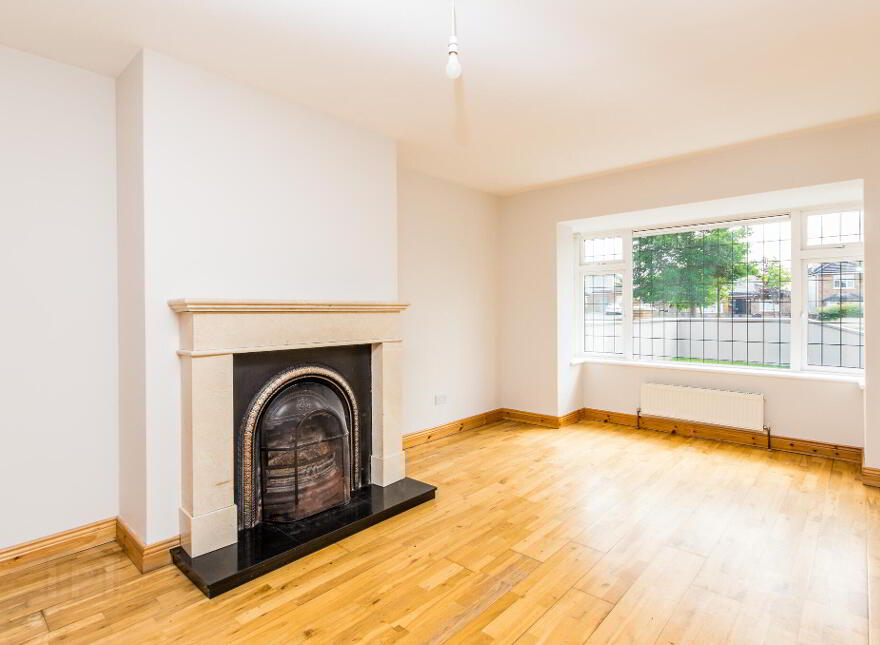 56 Castle Manor, Racecourse Road, F42W244