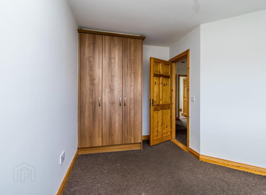 56 Castle Manor, Racecourse Road, F42W244