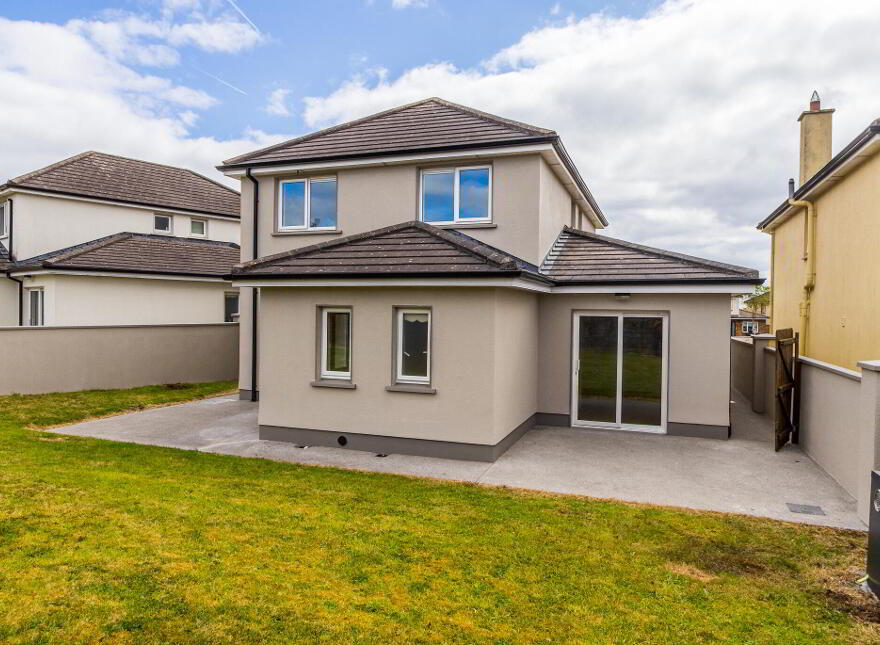 56 Castle Manor, Racecourse Road, F42W244