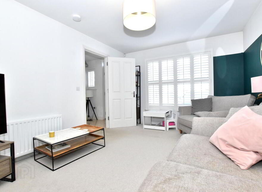 37 Harlow Green, Moira, BT67 0XH