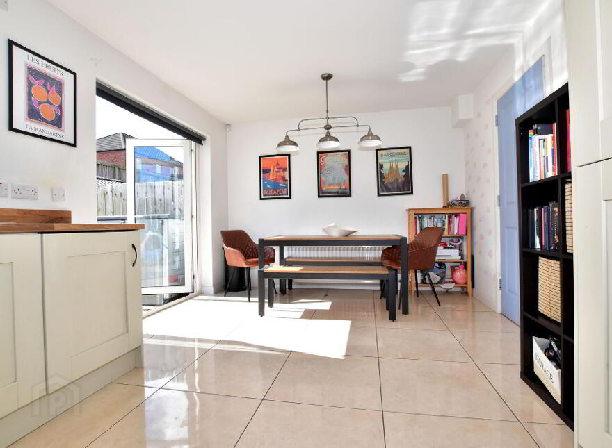 37 Harlow Green, Moira, BT67 0XH