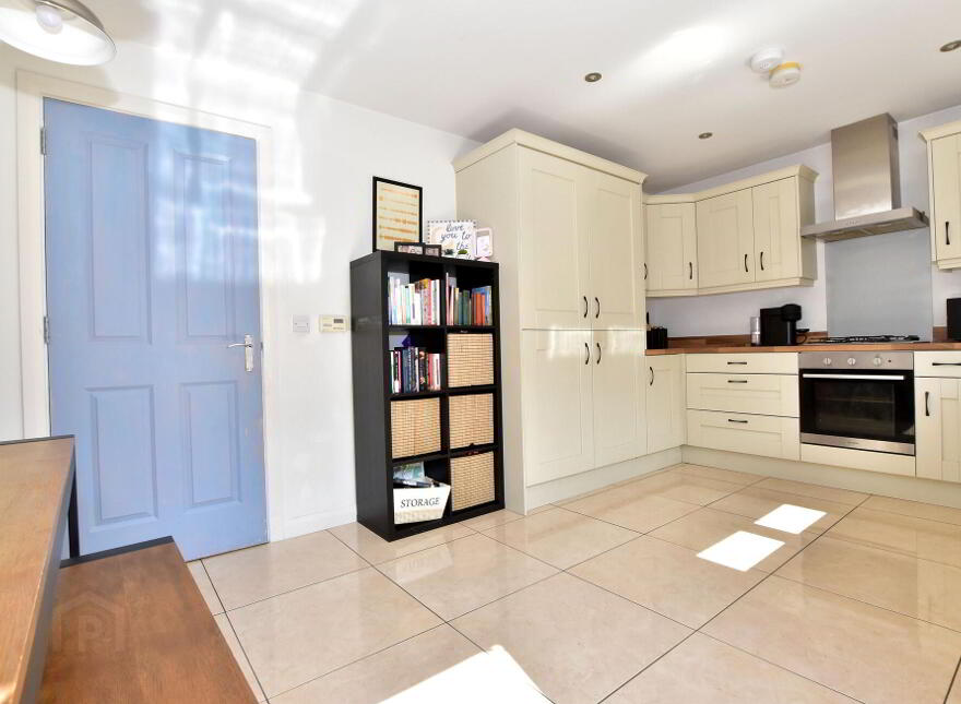 37 Harlow Green, Moira, BT67 0XH