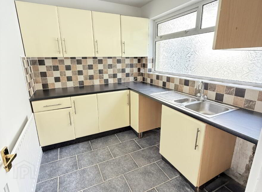 36 Hawthorn Hill, Newry, BT35 8DE
