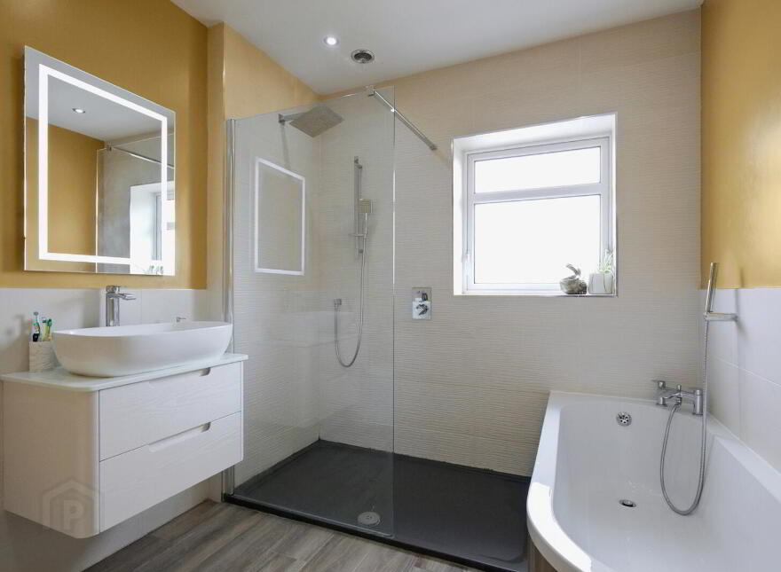 13 North Circular Road, Belfast, BT15 5HB
