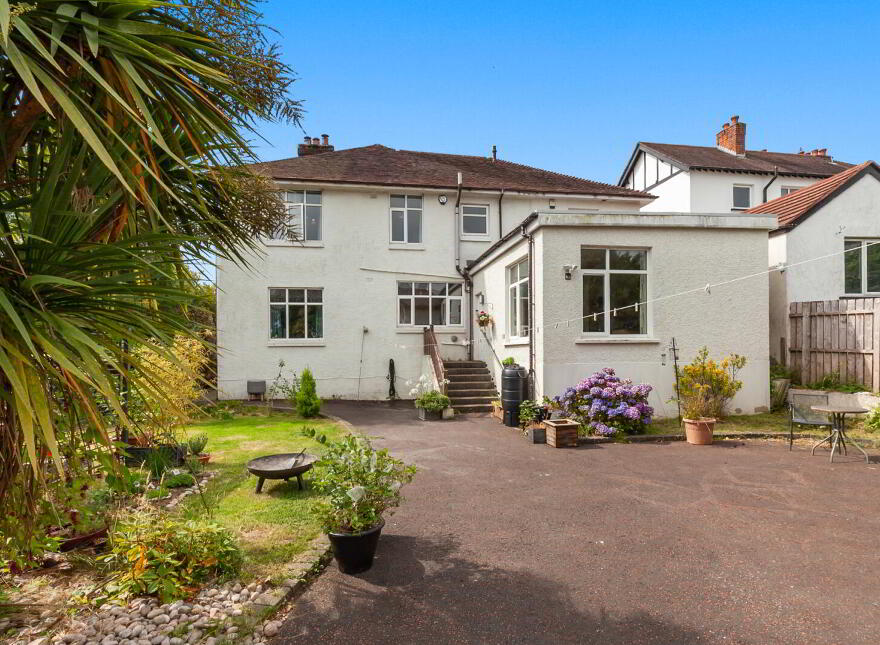 13 North Circular Road, Belfast, BT15 5HB