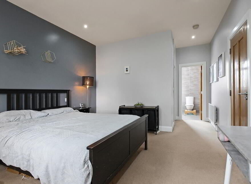 13 North Circular Road, Belfast, BT15 5HB