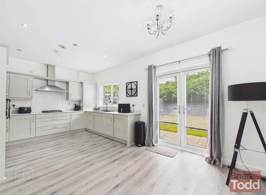 Hampton Lane, Larne, BT40 2FR