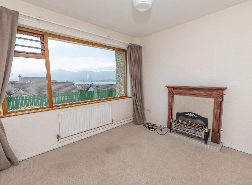 32 Pinewood Hill, Warrenpoint, Newry, BT34 3RH