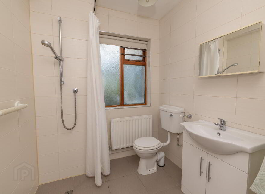 32 Pinewood Hill, Warrenpoint, Newry, BT34 3RH