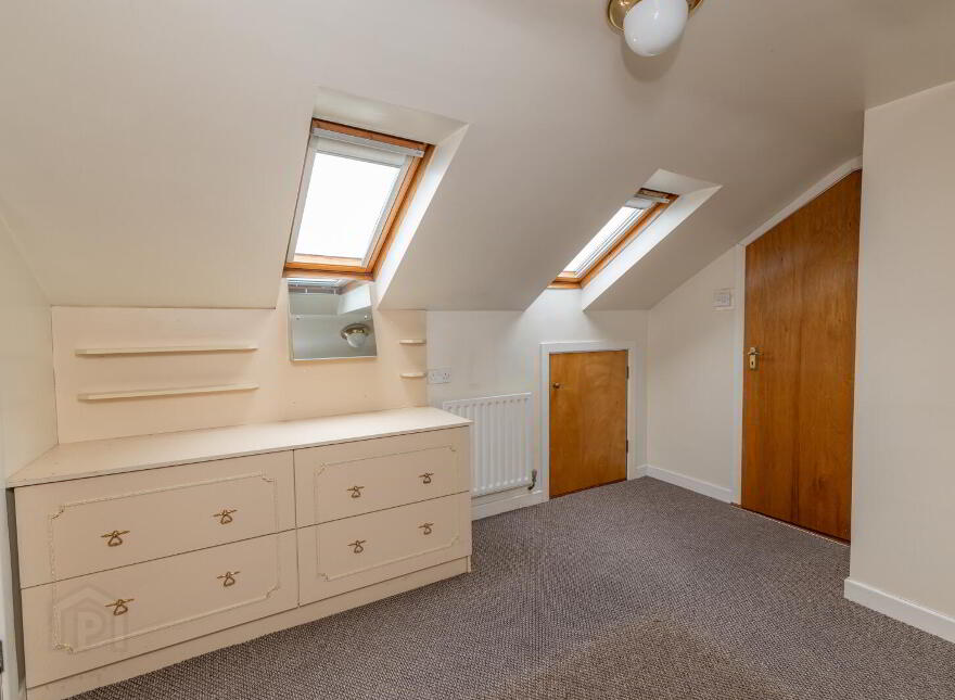 32 Pinewood Hill, Warrenpoint, Newry, BT34 3RH