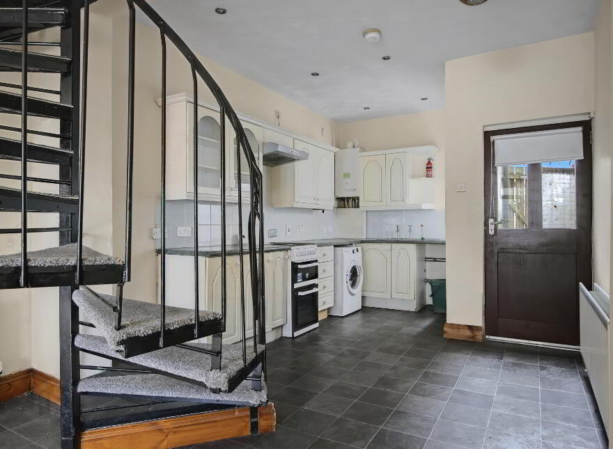 829 Crumlin Road, Belfast, BT14 8AA
