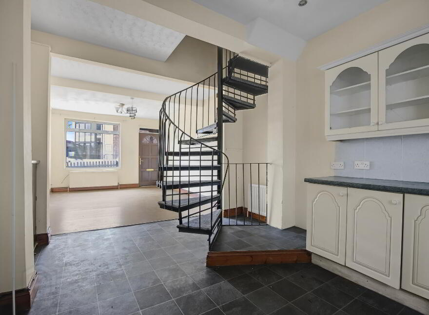 829 Crumlin Road, Belfast, BT14 8AA