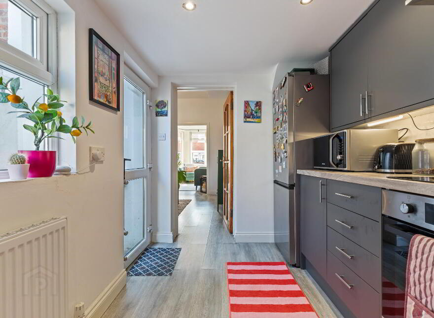 25 Victoria Road, Belfast, BT4 1QU