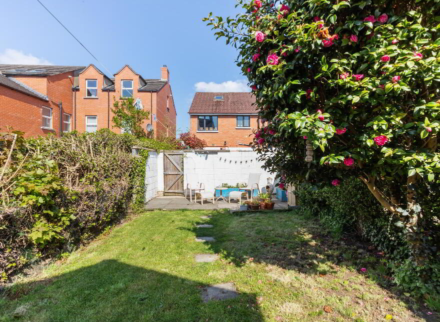25 Victoria Road, Belfast, BT4 1QU