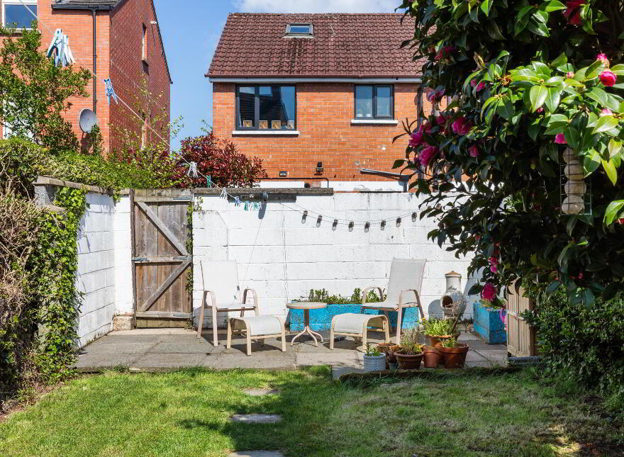 25 Victoria Road, Belfast, BT4 1QU