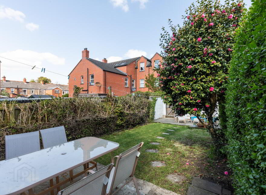 25 Victoria Road, Belfast, BT4 1QU