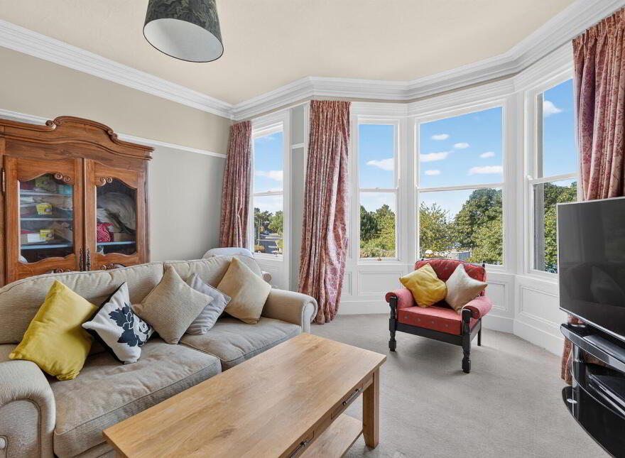61 Queens Parade, Bangor, BT20 3BH