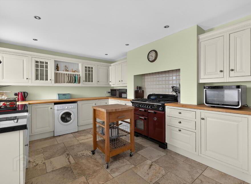 61 Queens Parade, Bangor, BT20 3BH