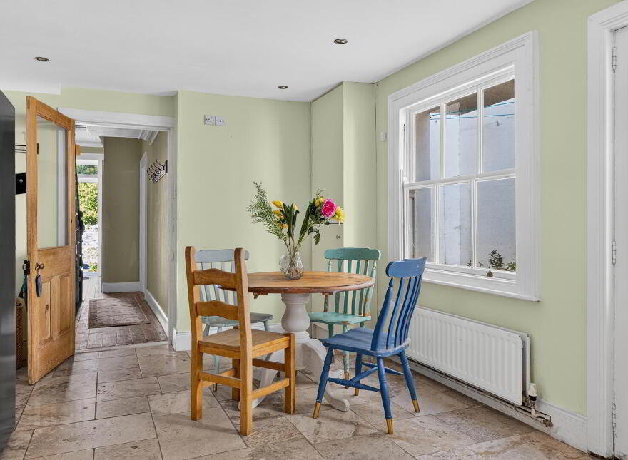 61 Queens Parade, Bangor, BT20 3BH