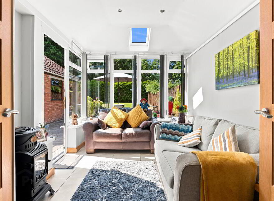 3 Gilnahirk Park, Belfast, BT5 7DX