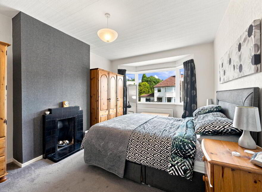 3 Gilnahirk Park, Belfast, BT5 7DX