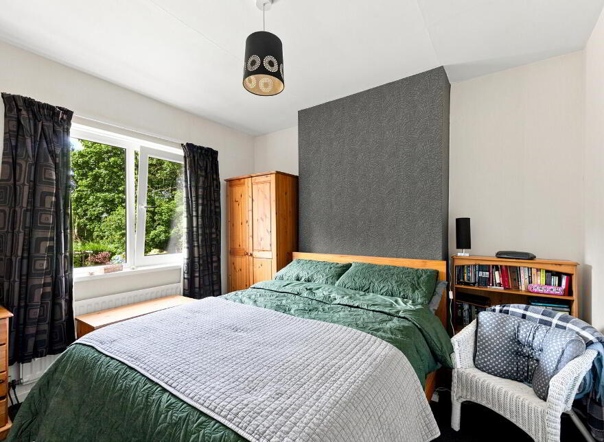 3 Gilnahirk Park, Belfast, BT5 7DX