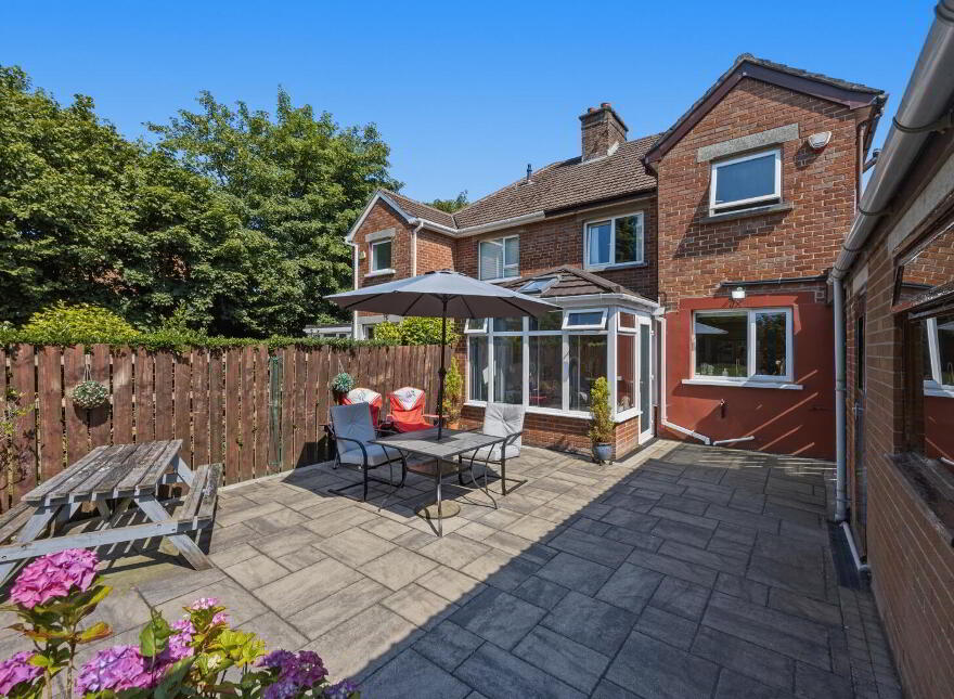 3 Gilnahirk Park, Belfast, BT5 7DX