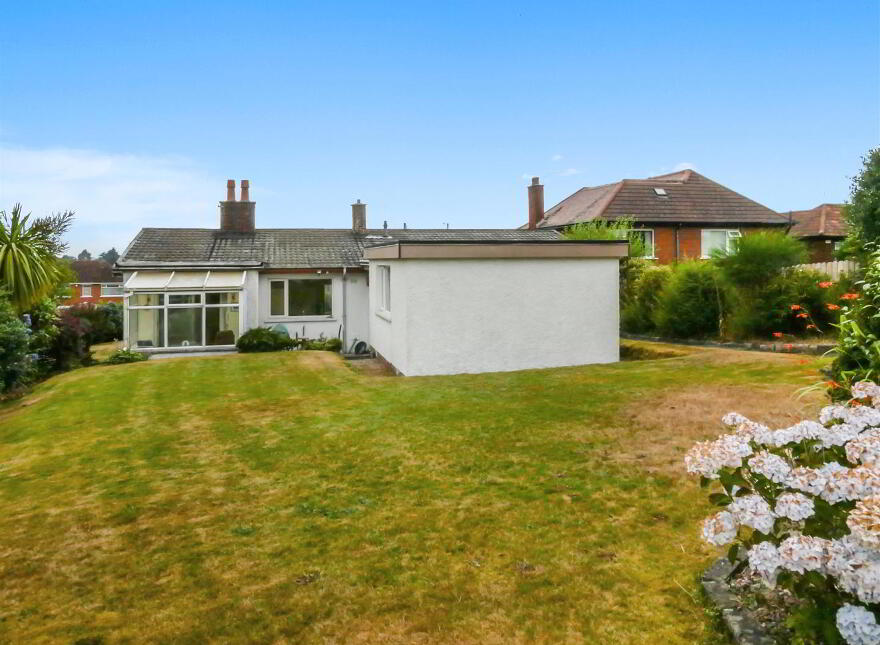 246 Saintfield Road, Belfast, BT8 6HH