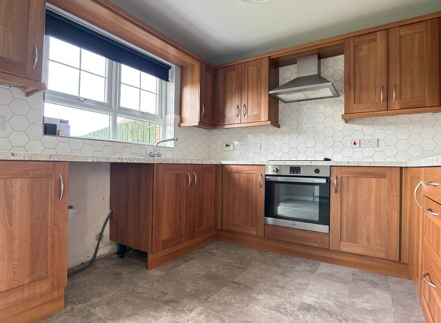 83 Carrigart Crescent, Lurgan, BT65 5EG