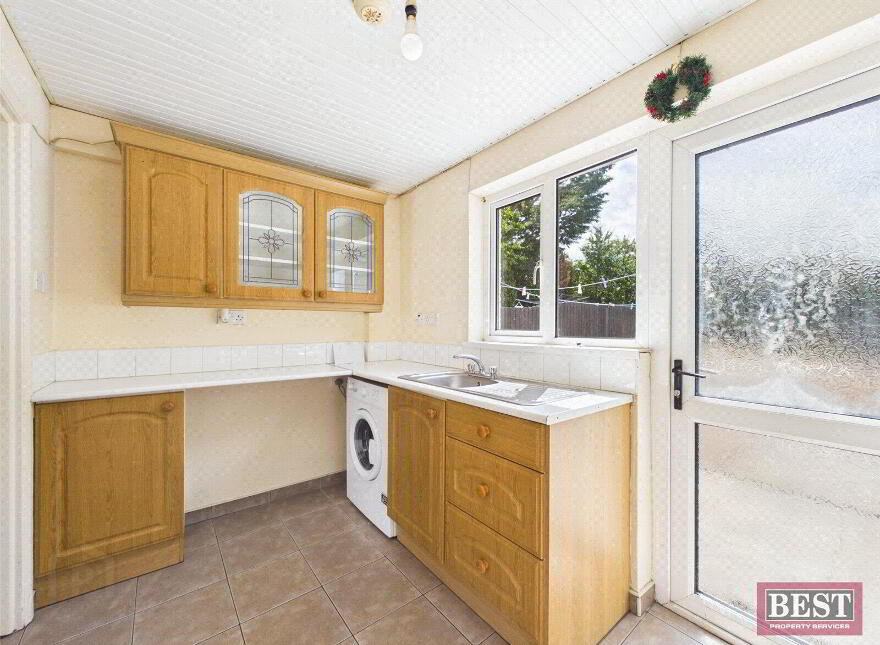 113 Clermont Gardens, Warrenpoint, Newry, BT34 3LH