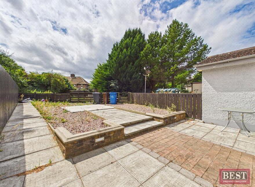 113 Clermont Gardens, Warrenpoint, Newry, BT34 3LH
