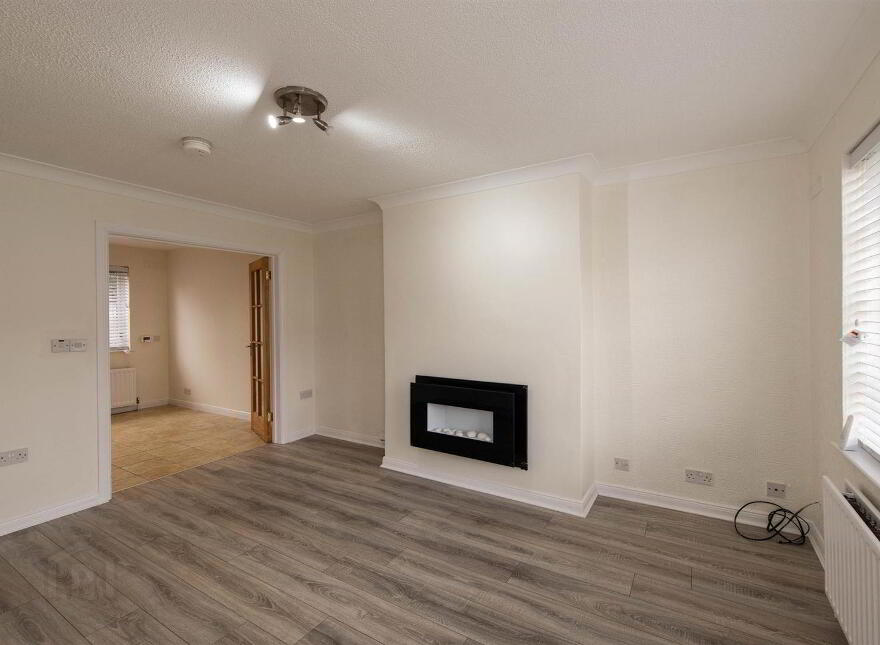 15 Muskett Gardens, Carryduff, Belfast, BT8 8QW