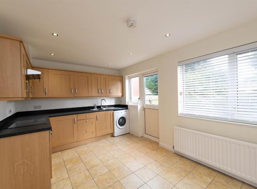 15 Muskett Gardens, Carryduff, Belfast, BT8 8QW