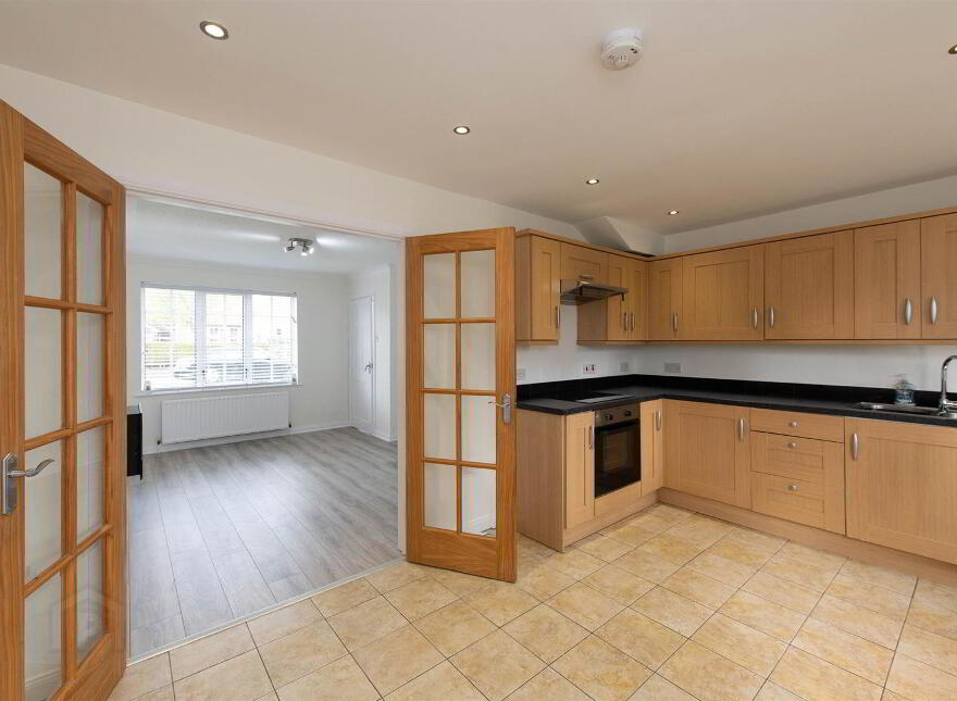 15 Muskett Gardens, Carryduff, Belfast, BT8 8QW