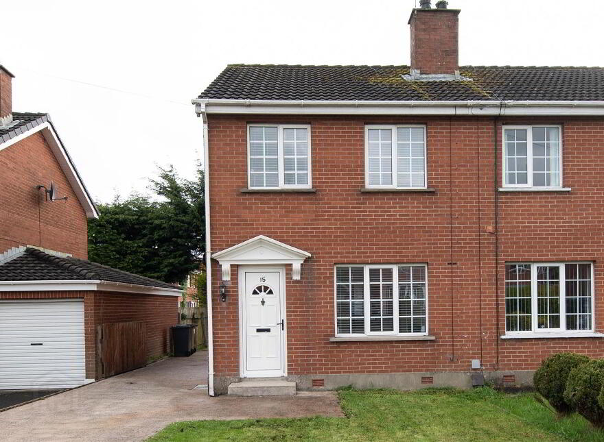 15 Muskett Gardens, Carryduff, Belfast, BT8 8QW