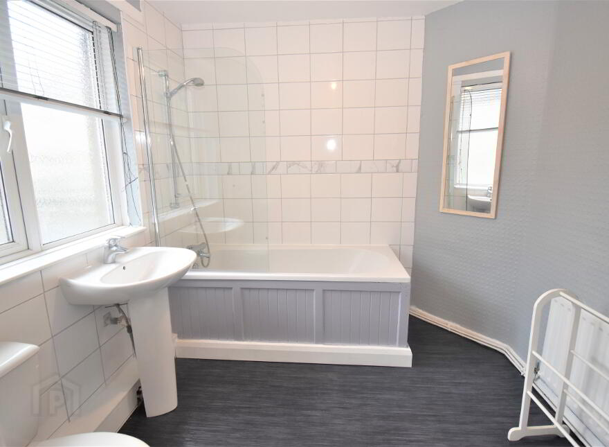 3 Lawnview Street, Belfast West, Belfast, BT13 3BZ