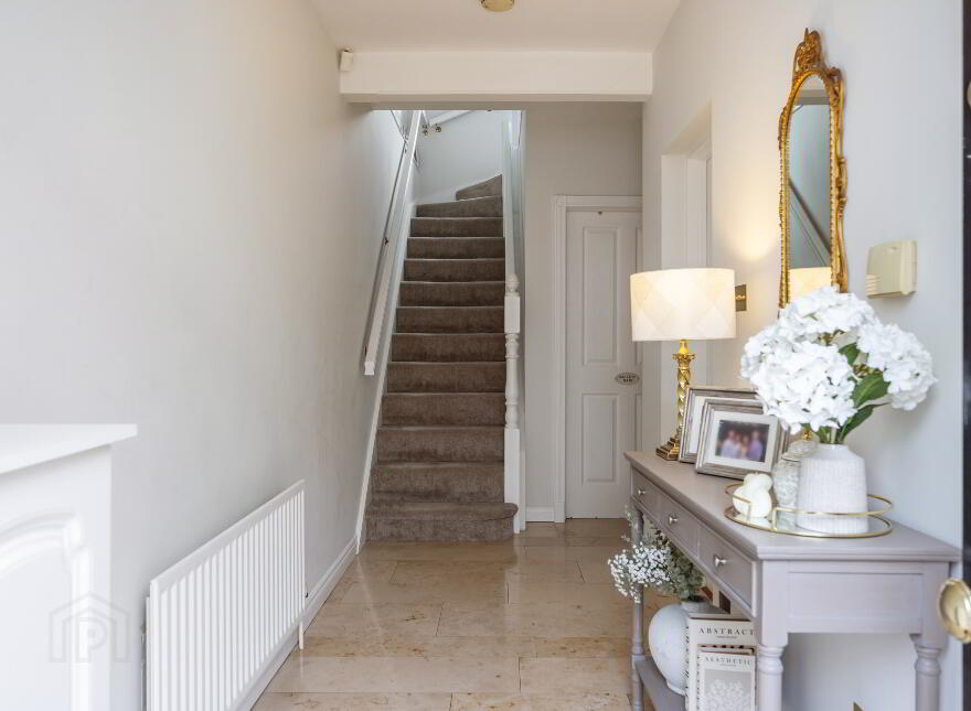 31 Lisburn Street, Royal Hillsborough, BT26 6AB