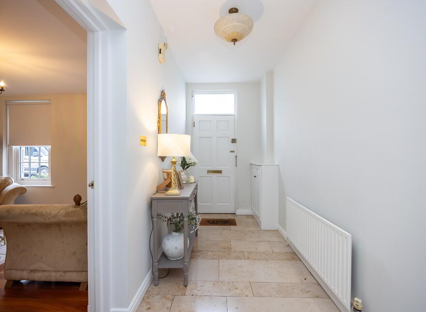 31 Lisburn Street, Royal Hillsborough, BT26 6AB