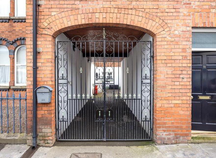 31 Lisburn Street, Royal Hillsborough, BT26 6AB